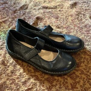 Black Leather Mary Jane Shoes